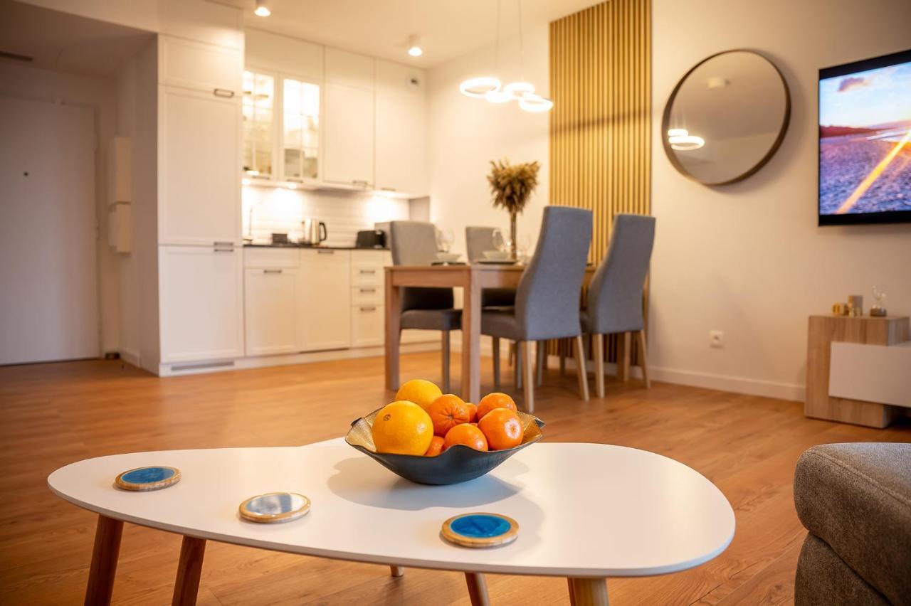 Pinea Sky Premium Apartament Z Widokiem Na Morze Ze Spa I Basenem Przy Plazy Pobierowo Extérieur photo