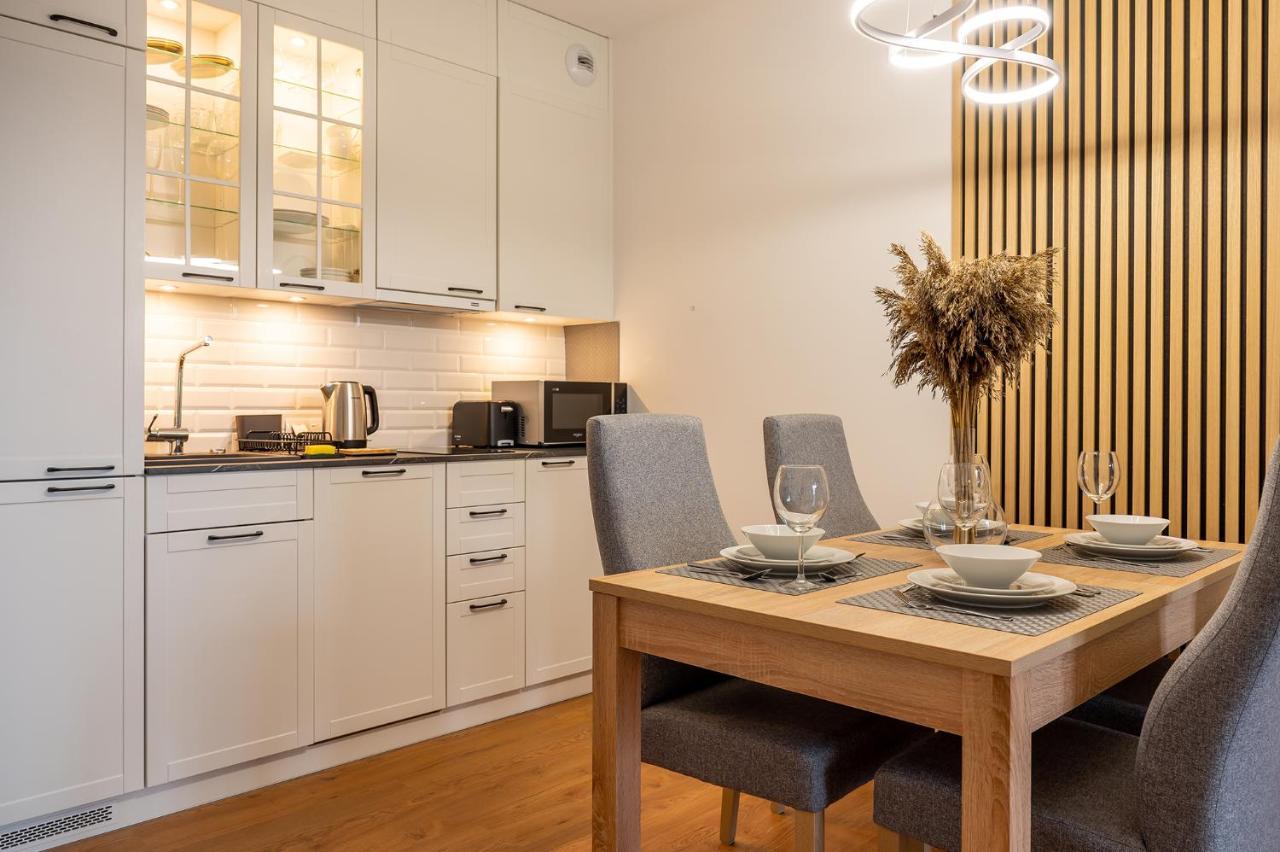 Pinea Sky Premium Apartament Z Widokiem Na Morze Ze Spa I Basenem Przy Plazy Pobierowo Extérieur photo
